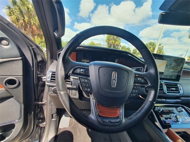 2021 Lincoln Navigator Standard